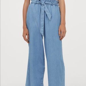 Wide leg ankle length  jean